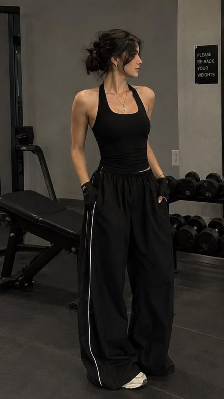 20 Baddie Gym Outfits That Will Make You the Main Character at Every Workout - 20. Black Tank and Wide Track Pants Finale 1
