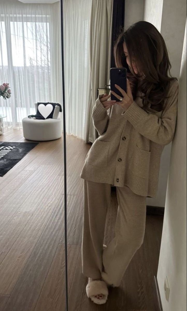 20 Cozy Fall Outfits That Make Staying Home Feel Like a Luxury - 8. Long Cardigan and Wide-Leg Comfort 1