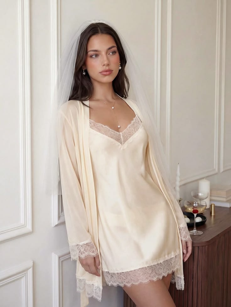 Bridal Lingerie: 20 Elegant Pieces for the Wedding Day and Honeymoon - 20. The Ivory Chemise and Long Robe Finale 1